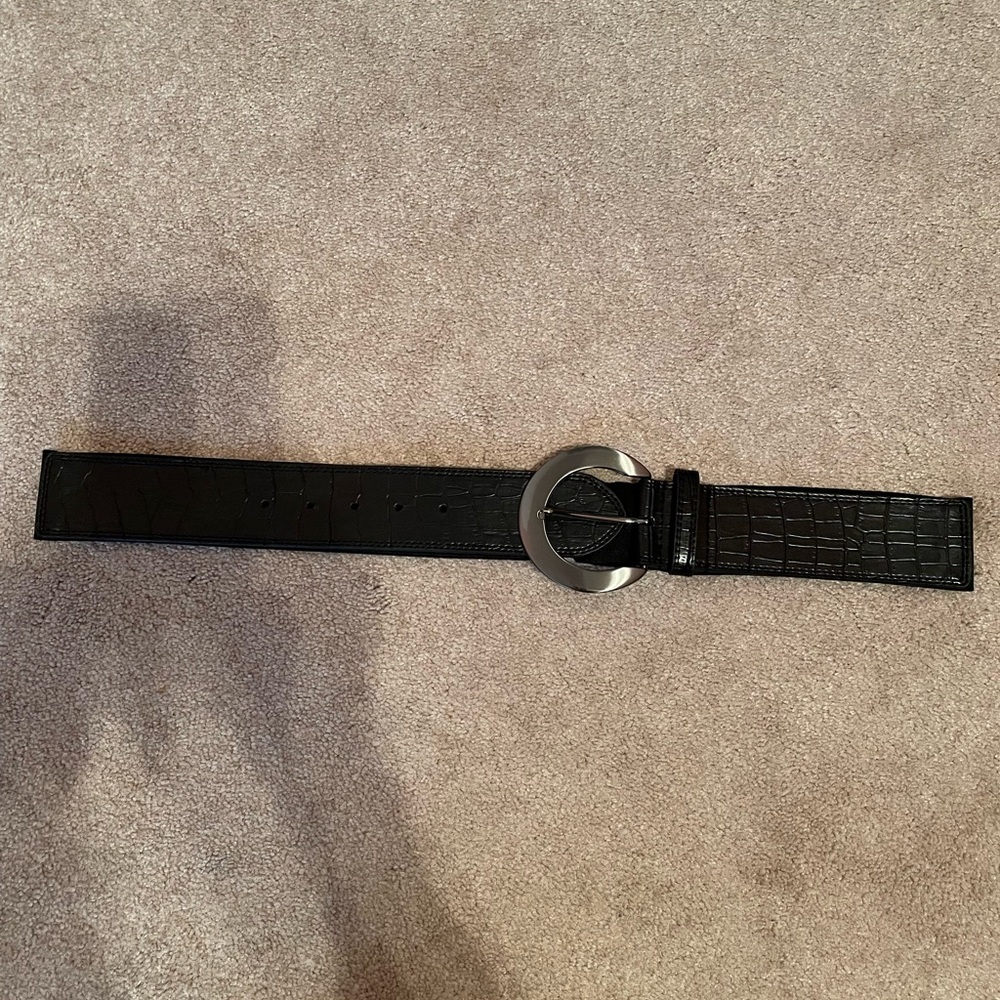 black wide belt - medium/ large nwt